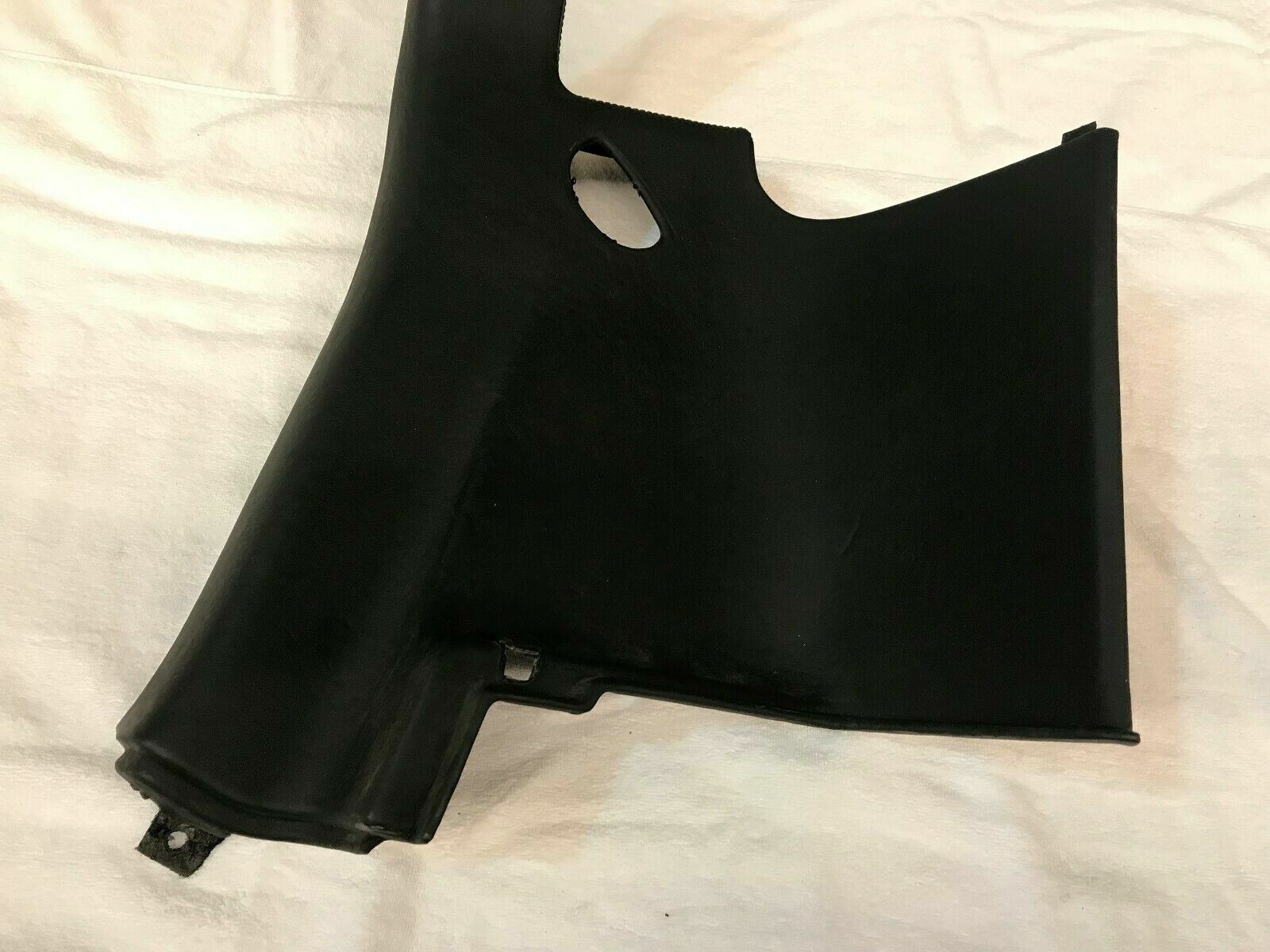 LAMBORGHINI GALLARDO COUPE PASSENGER RIGHT B-PILLAR PANEL OEM 408868418A