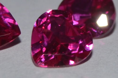 A Single Gorgeous 6mm IF Heart Cut Genuine Red Ruby!!! - Picture 1 of 3