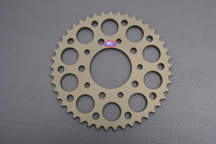 Couronne Renthal 40 dents pas 525 pour Honda XRV 750 Africa Twin 1993 à 2003