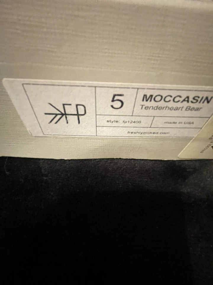 Freshly Picked Care Bears Funshine Bear Moccasins Sz 5 New - Image 3 of 4