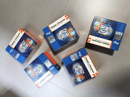 1X Brand new in box Intel Pentium 4 CPU SL793 3.4GHz 512KB 800MHz 478 processor