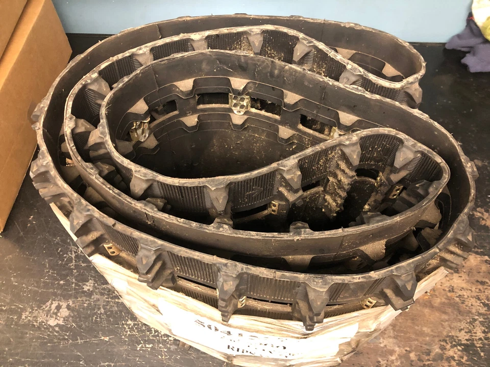 2008+ Ski-Doo XP GSX MXZ TNT Trail 600 Ripsaw Camoplast Track 120x15 1" XS XRS Foto 2 de 4