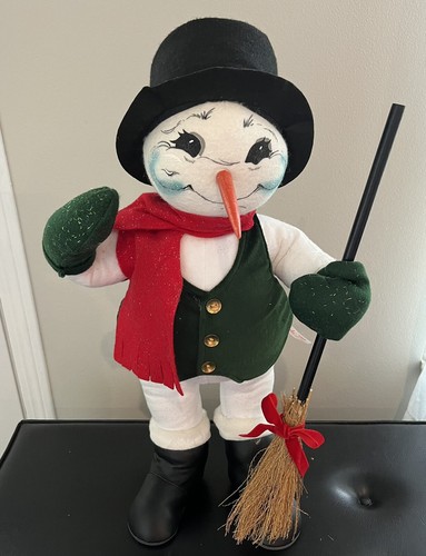 Annalee Doll Large Christmas Snowman/Snow Woman couple Sweeping Snowflakes Plush - Picture 10 of 12
