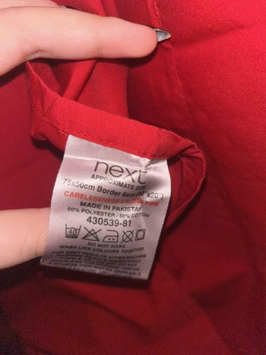 next red oxford pillow cases - Picture 4 of 4