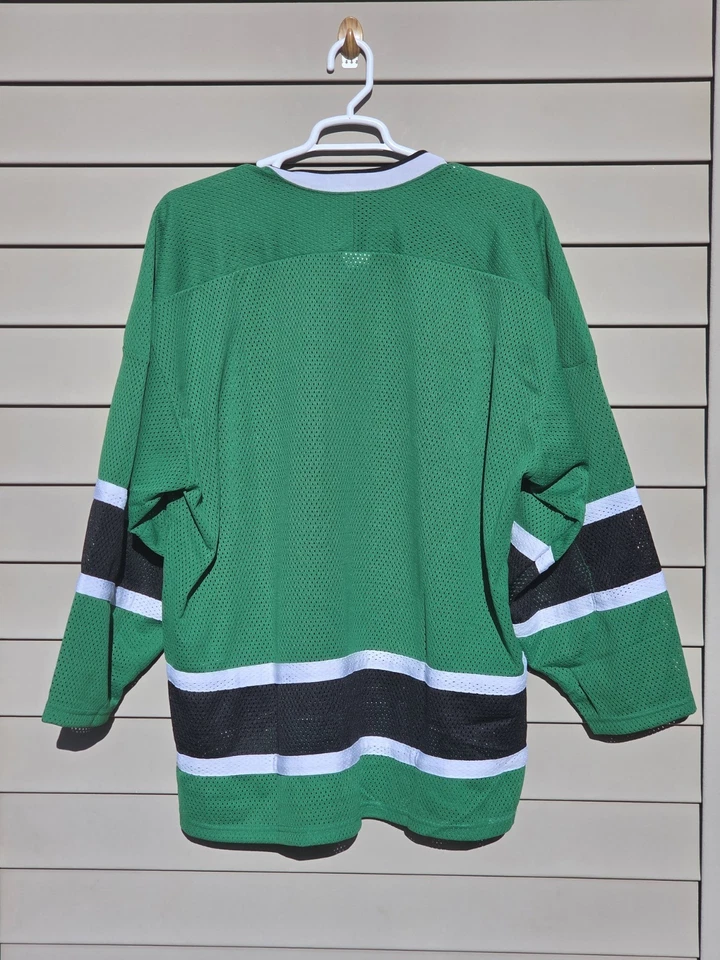 Vintage UND Fighting Sioux NORTH DAKOTA Hockey Jersey XXL - green - Image 2 of 4