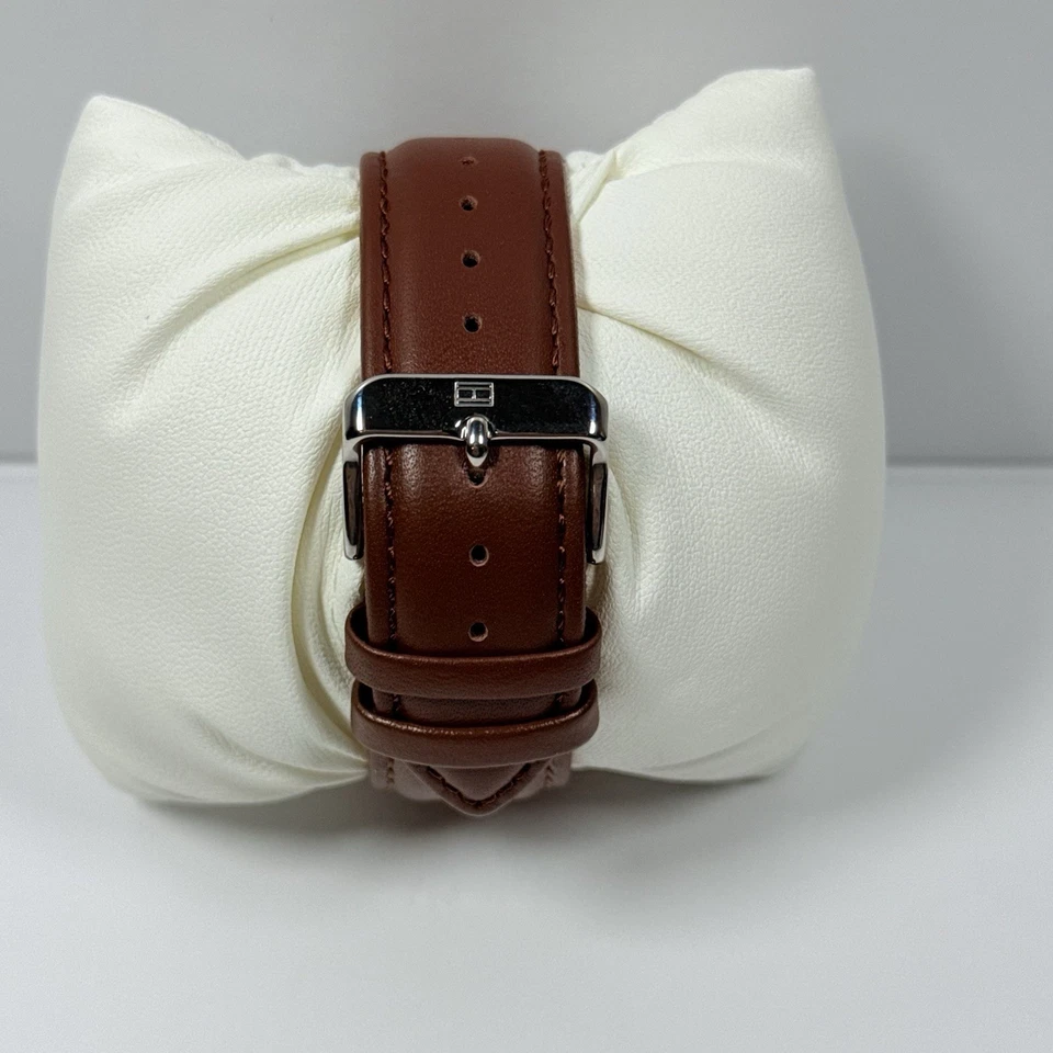 Tommy Hilfiger Tyson Brown Leather Blue Dial Model 1710585 Men’s Watch - Image 2 of 4