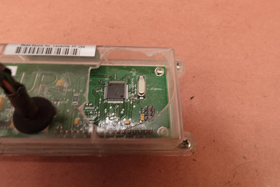 2010-2017 Victory Cross Country N TOUCH Radio Display 4012154 (see photos) - Image 2 of 4