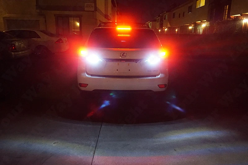 1800LM White 3157 LED Reverse Backup Light Bulbs for 1999-2004 Chrysler 300M Foto 4 de 4