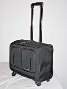 lightweight laptop case on wheels