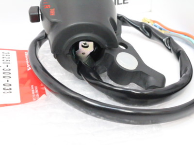 ホンダ　ＣＢ７５０Ｋ　four　K０ K１　ウインカースイッチ Honda CB 750 Four K0 K1 Handlebar Switch Turn Signal Left Original