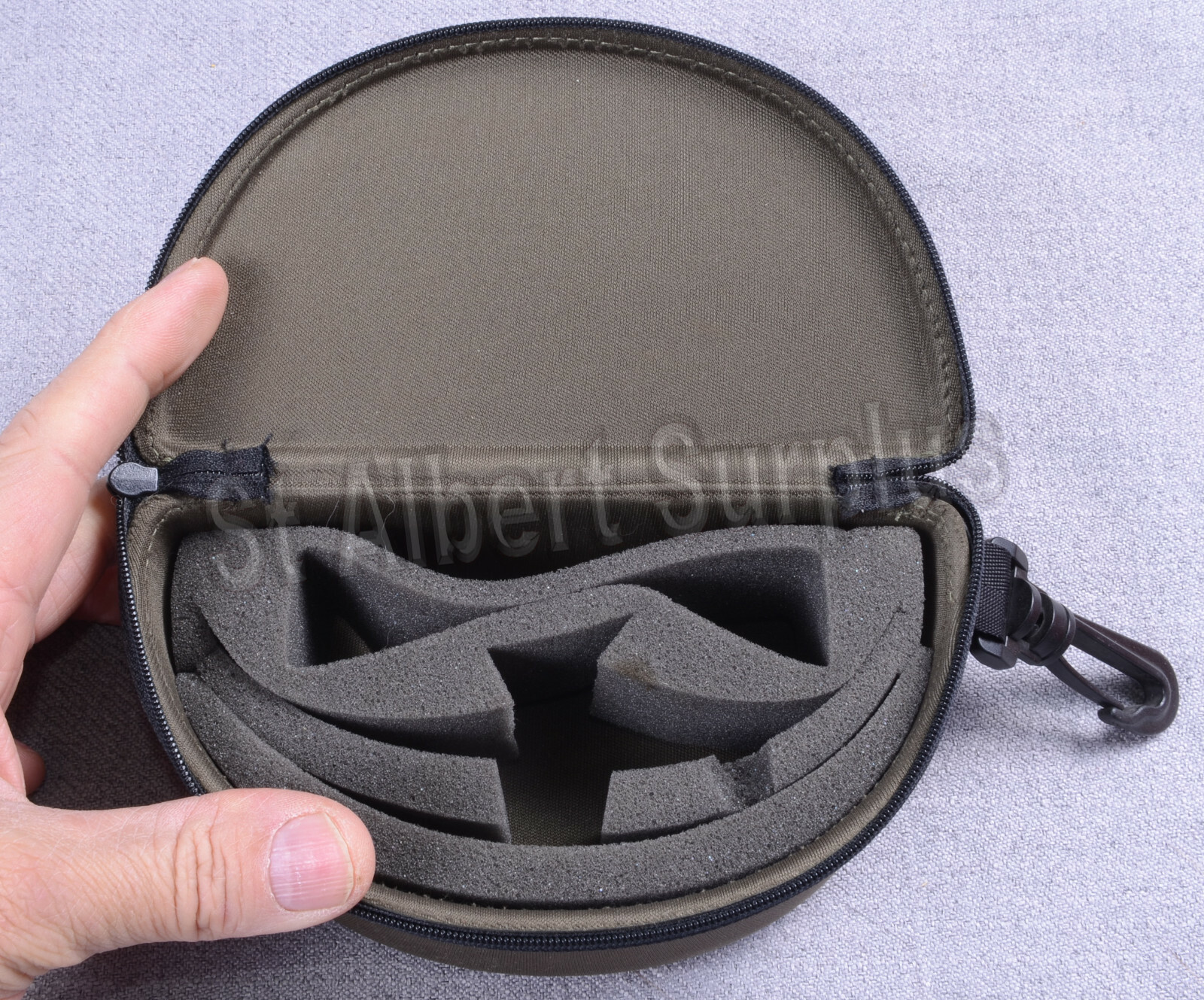 CANADIAN ARMY SHOOTING GLASSES CASE EXCELLENT 56R04 eBay