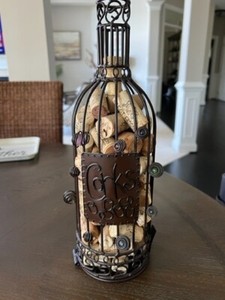 Wine Bottle Shaped Cage Bar Decor Cork Holder Kitchen Decor with Glass Beads