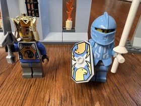 Lego 8779: Knights Kingdom The Grand Tournament w/ Manual, Missing x1 Minifigure
