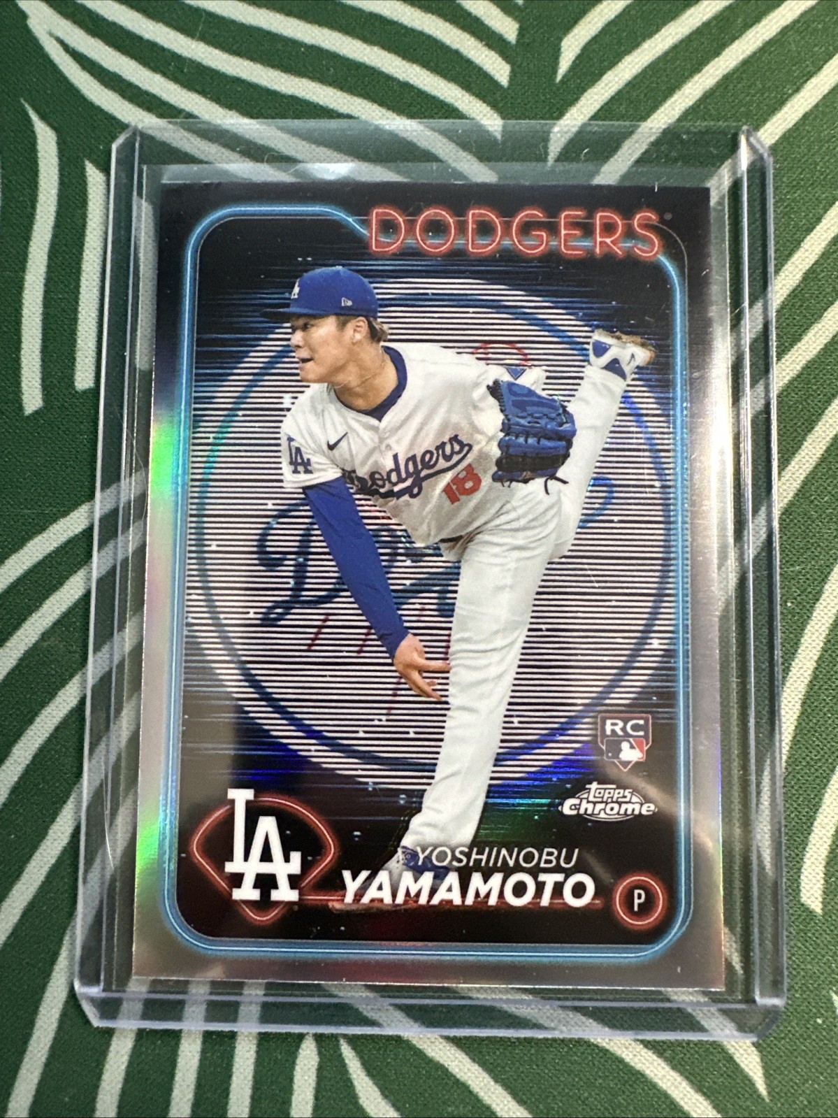 2024 Topps Chrome Yoshinobu Yamamoto RC Lightboard Logo Refractor #18 Dodgers