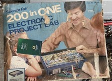 Vintage 200 In One Electronics Project Lab 19...