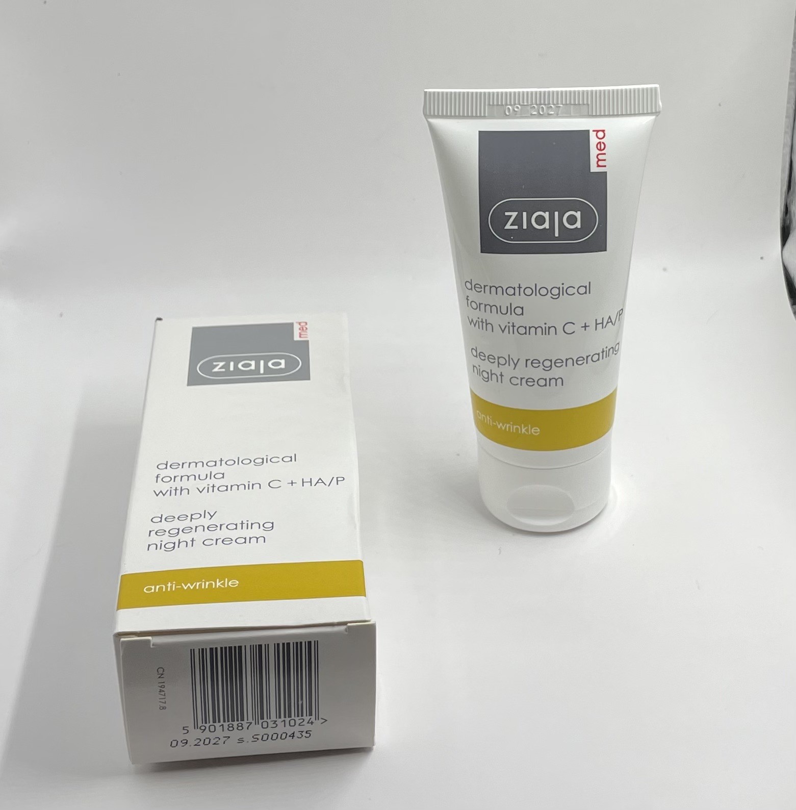 Ziaja Med Formula With Vitamin C + HA/P Regenerating Night Cream 50ml OFFICIAL U - Image 2