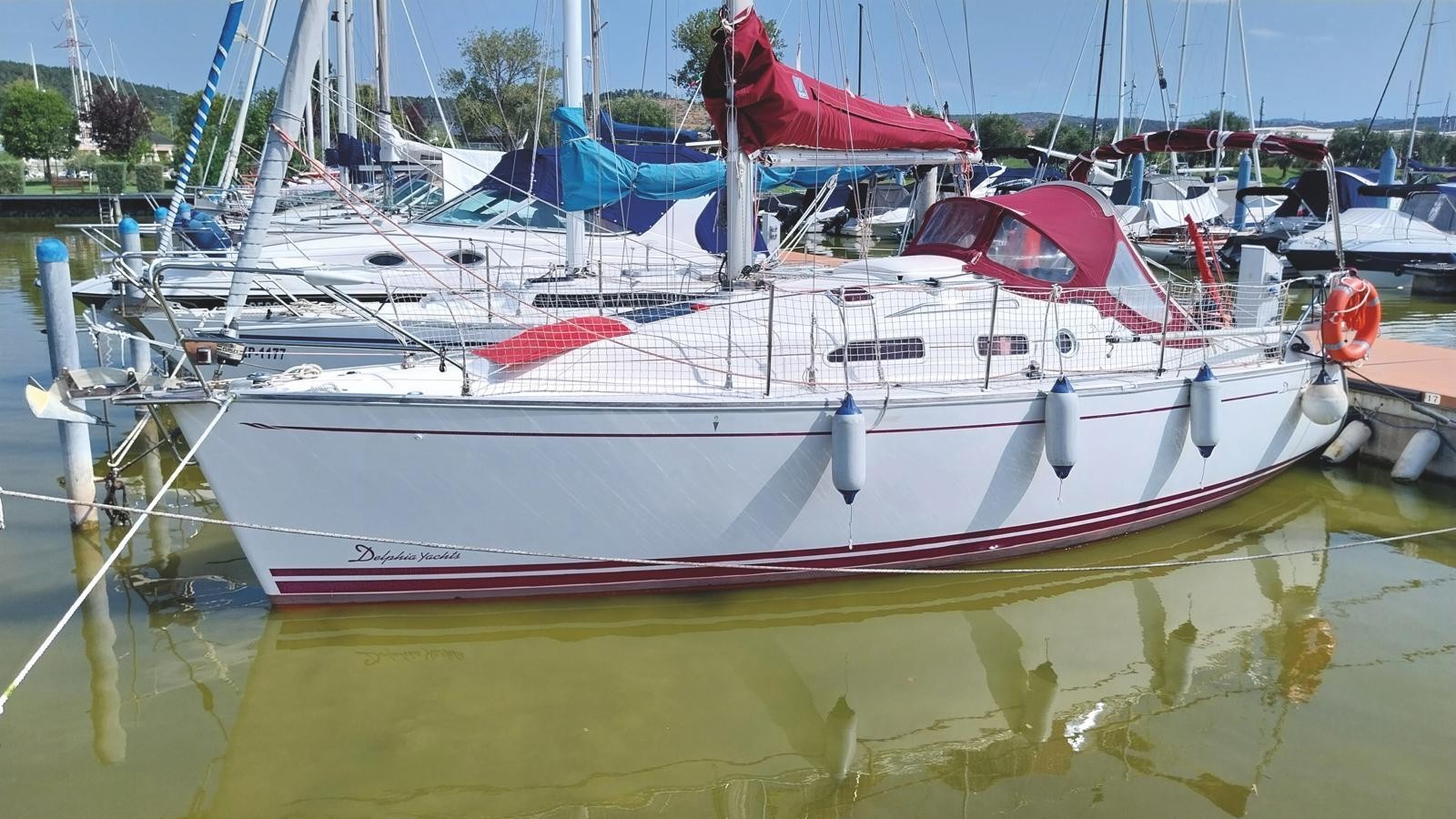 DELPHIA 29 -9 m ca  Perfette condizioni  Mot. Lombardini 18cv  Info su richiesta