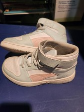 Girls high top shoes. Gently used size 1.5. Great for everyday or basketball
