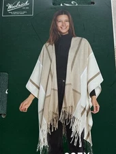 $70 NWT Woolrich  Cape Poncho Shawl Blanket Wrap One Size Tan And White NEW G25