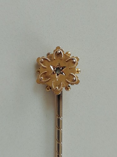 PIN VICTORIANO DAMAS ECUESTRE STOCK ORO 15CT DIAMANTE ESTRELLA Y DISEÑO DE HERRADURA - Imagen 6 de 17