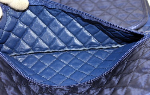Christian Dior Royal Blue Silk Makeup Pouch Accessories Clutch Bag Purse - Picture 10 of 12