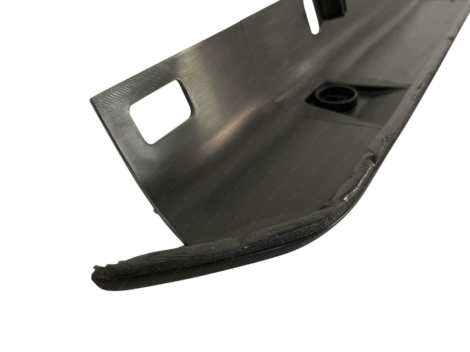 NEW Textured Rear Lower Tailgate Spoiler Molding for 20132021 Nissan