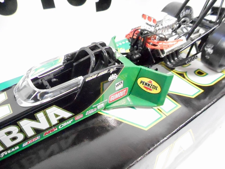 Action Cory McClenathan Top Fuel Dragster 2000 escala 1:24 fundido a presión Foto 2 de 4