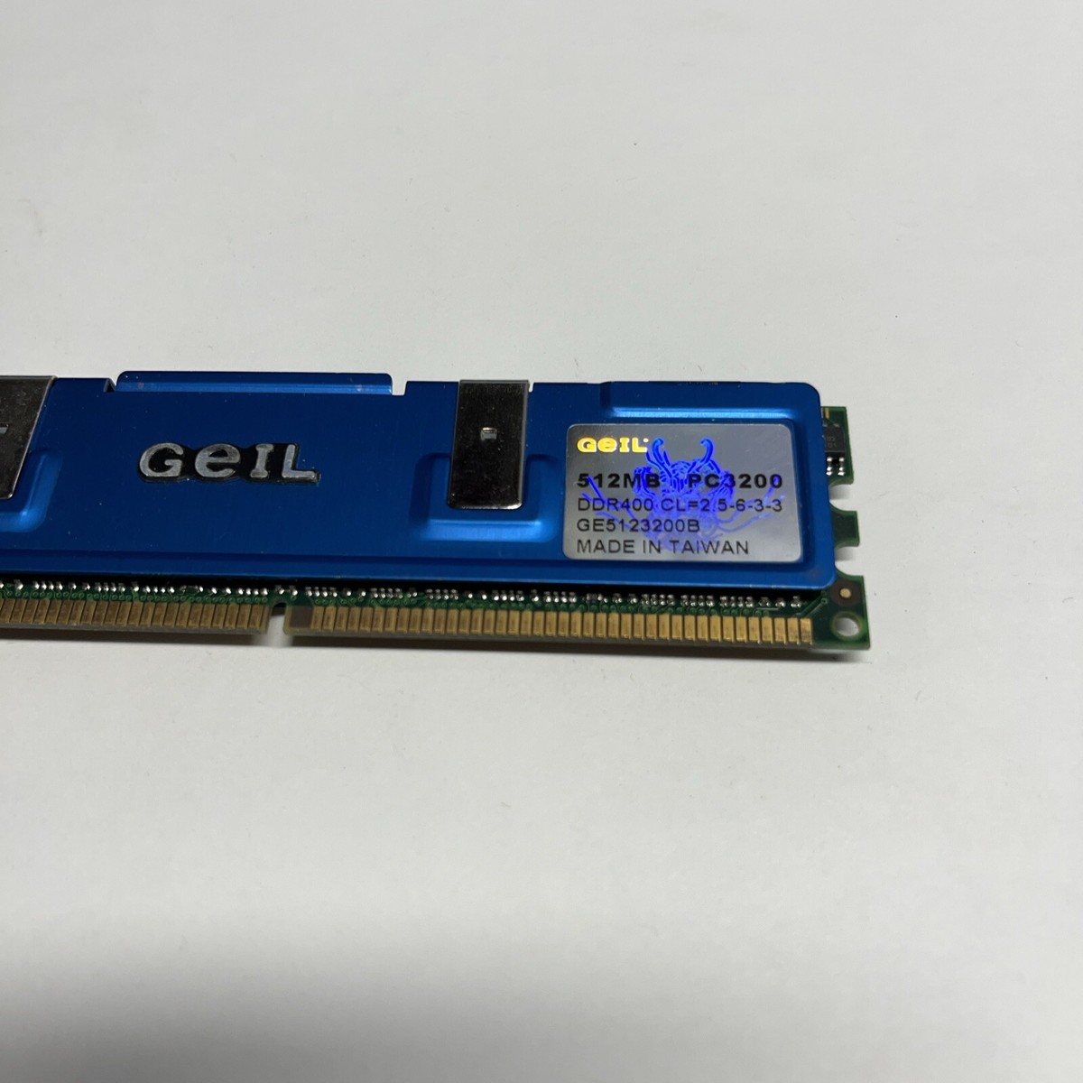 GeIL DDR4 3200 Mhz 8GBx4枚 32GB GE5123200B Geil 512MB PC3200 DDR400 CL=2.5-6-3-3 US Shipper Fast