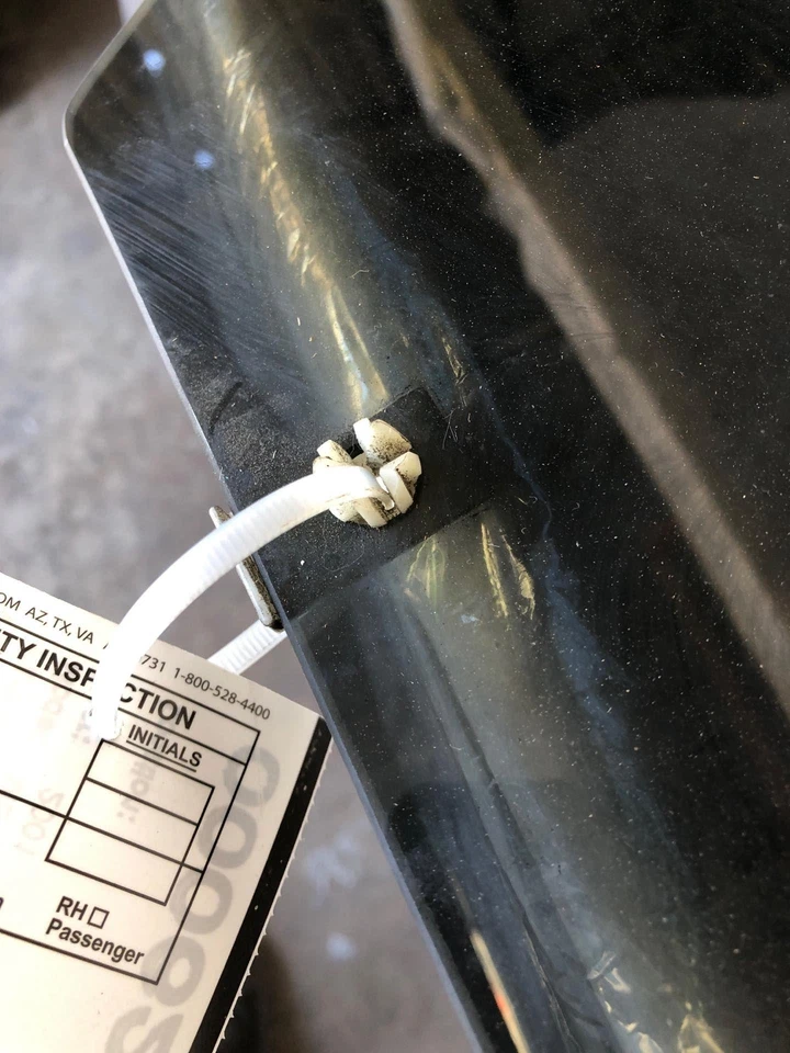 1998 - 2002 MERCEDES BENZ ML SERIES ML430 Rear Door Glass Window Passenger Right - Image 2 of 4