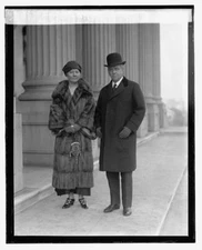 8" x 10" Photo Senator-Elect Frederick M. Sackett of Kentucky, [12/11/24]