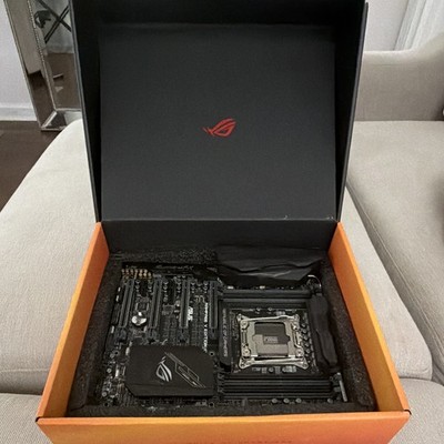 ASUS ROG Rampage V Edition 10 X99 ATX LGA2011-V3 DDR4 Wi-Fi USB 3.1
