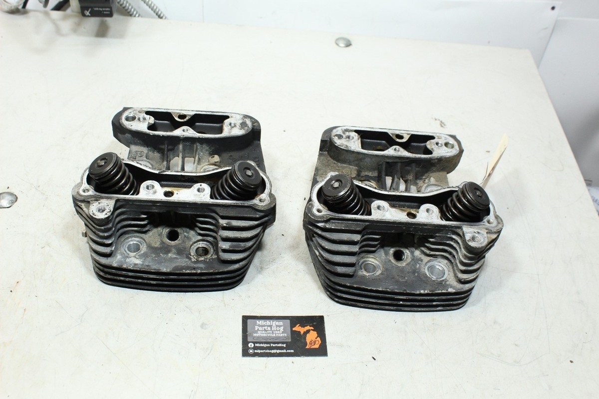 2 92-99 Harley EVO OEM Cylinder Head Set Top Breather Black NEED