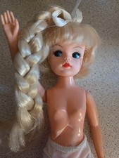 Sindy Vintage 1980s Cut and Style Doll