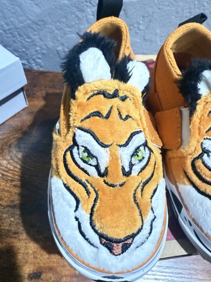 Zapatos sin cordones Vans x Project CAT Wild Tiger de piel sintética nuevos con caja niño pequeño 5,5T Foto 3 de 4
