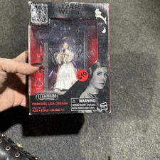 Star Wars Black Series Titanium Series 40th Anniversary Princess Leia  04 Figure