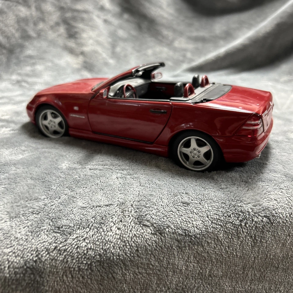 UT Models - Mercedes SLK AMG Red - 1:18 Diecast - No Box - Image 2 of 4