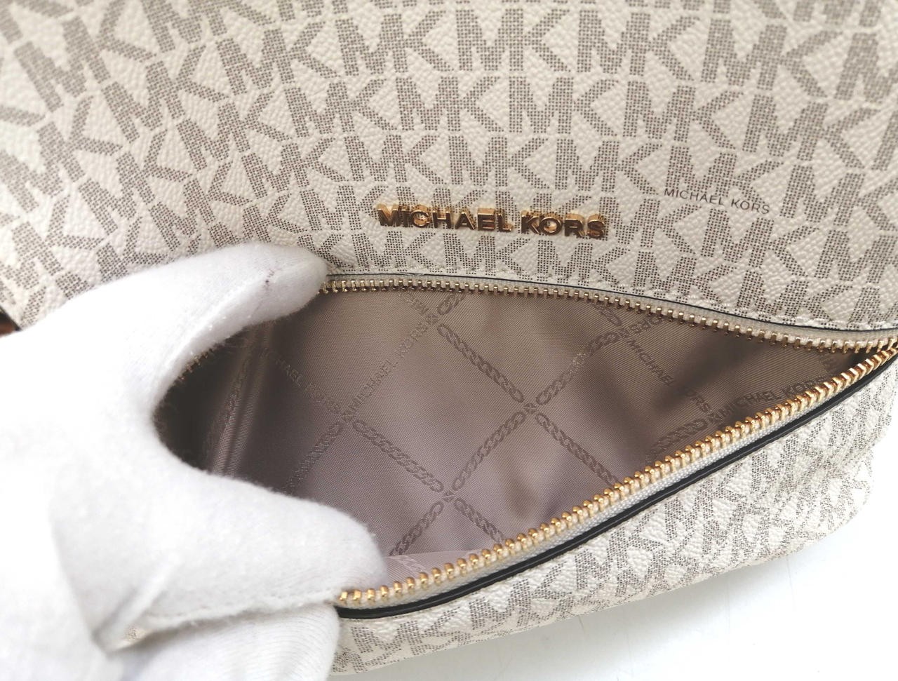 Backpack Model number Off white Brown MICHAEL KORS - image 6