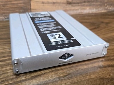 Universal Audio UAD-2 Satellite QUAD Core Firewire 800/400 DSP Accelerator