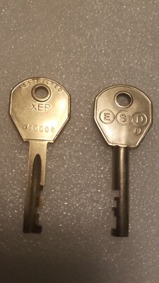 X40008 ESD Laundry Coin Box Key XEP | eBay