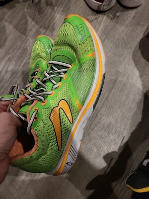 Newton Gravity V Women's Size 9.5 Running Shoes  Green Athletic Sneakers
