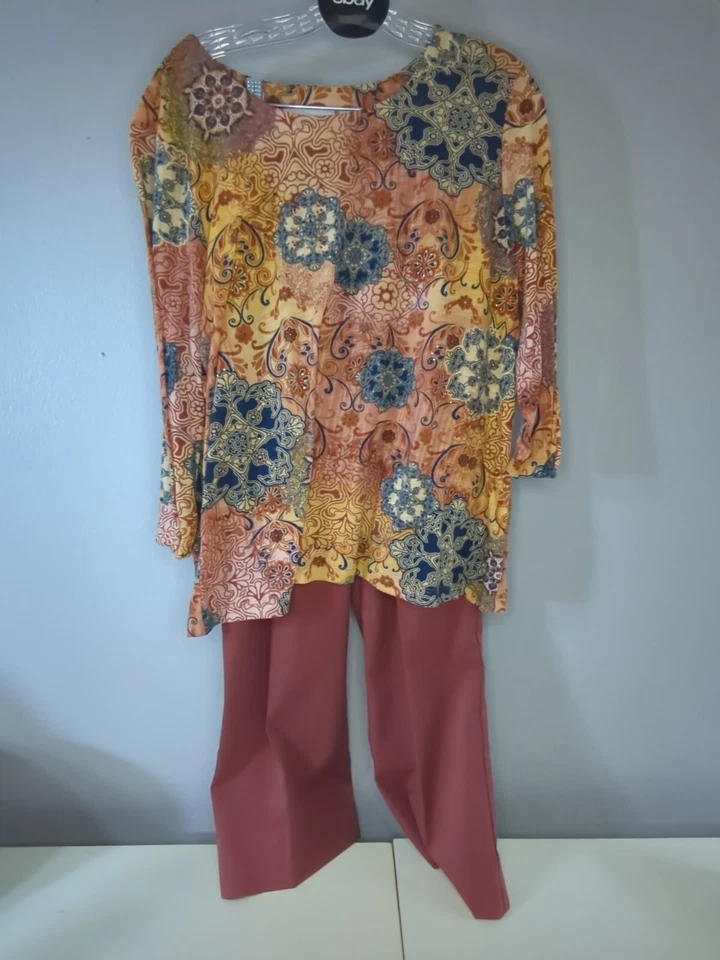 Calça ALFRED DUNNER Feminina 3 Peças Terno Canela 8P Blazer 12 Camisa Grande - Imagem 4 de 4