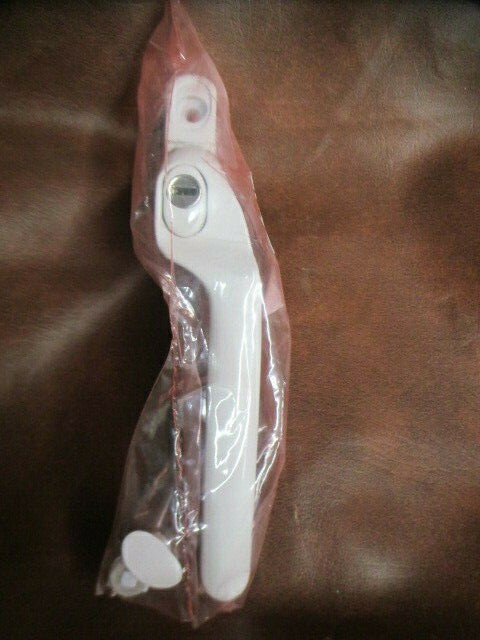 Fab & Fix Connoisseur Offset Cranked Locking Espag Window Handle White Right