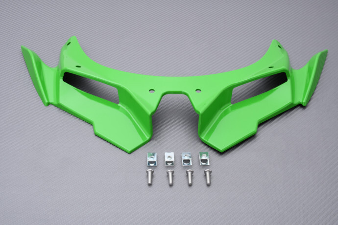 Winglet downforce vert Kawasaki ZX4R augmentant l'appui aérodynamique avant