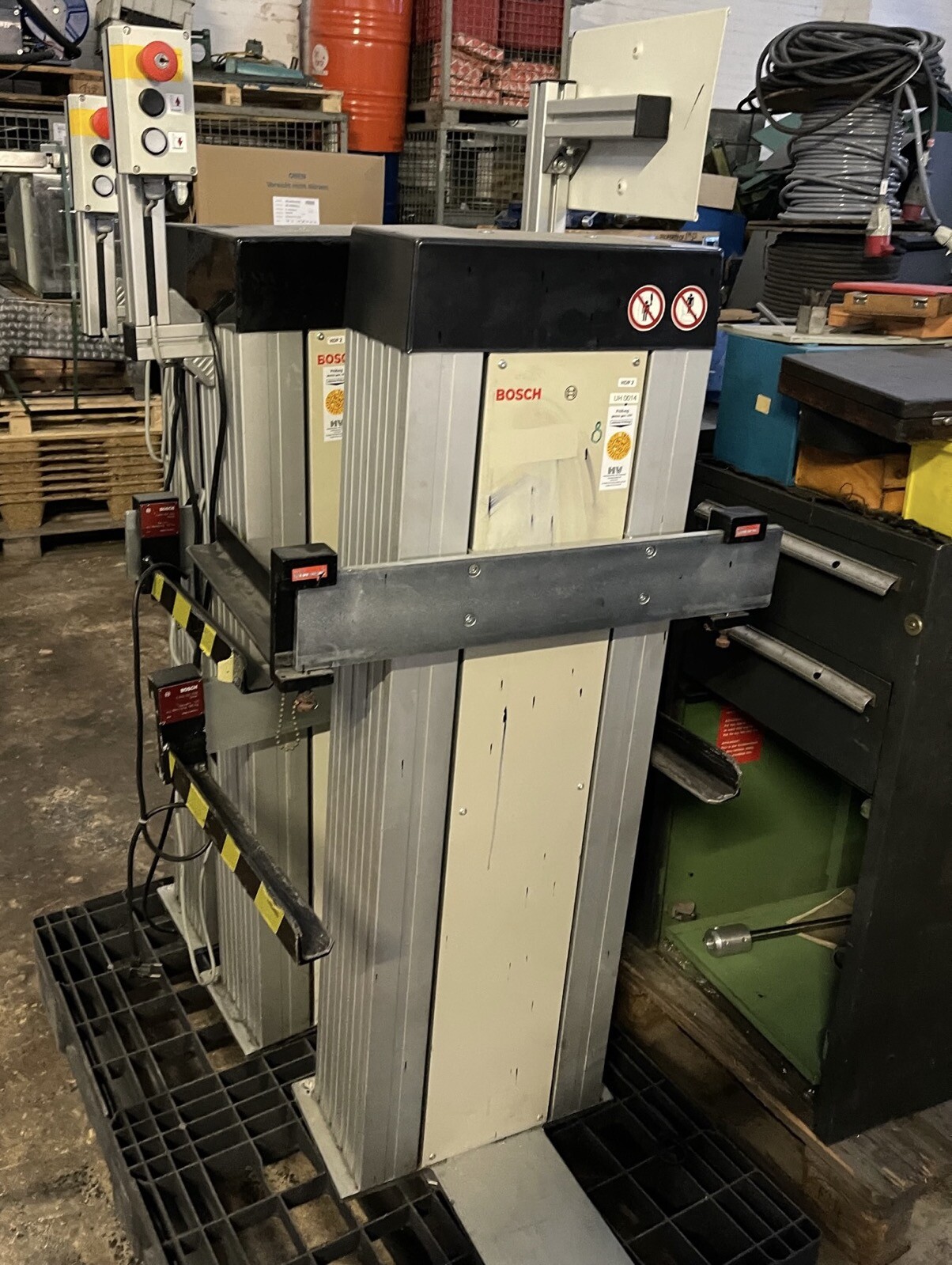 Bosch Kisten-Hubgerät 900mm Hub /  1500N