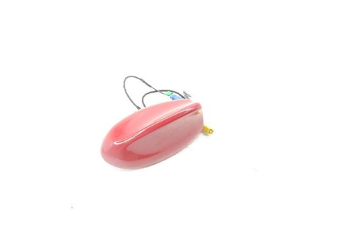 Antena montada en techo Alfa Romeo Giulia 952 2017-2019 aleta de tiburón roja156131302 - Imagen 3 de 12