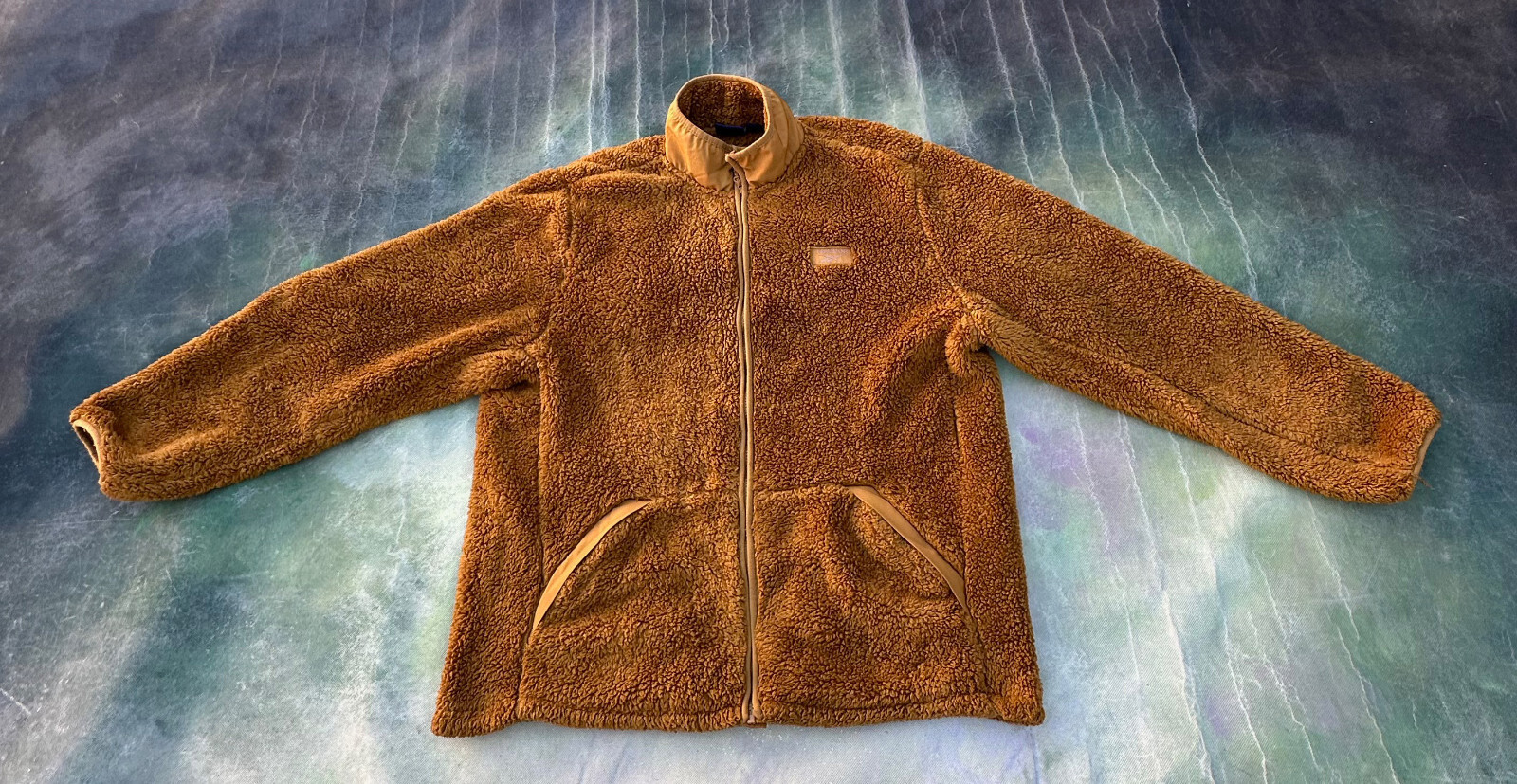 Vintage RARE Reebok Men's Brown Full Zip Jacket Size XL.