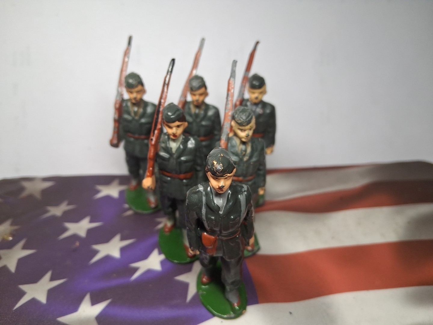 Timpo WWII U.S. Infintry Toy Soldiers