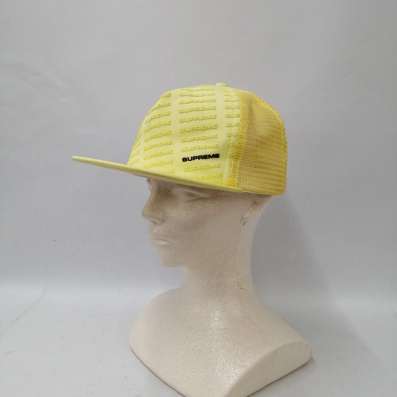Numéro de modèle SUPREME : Casquette maille YE