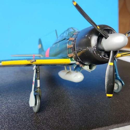 Revell 1/32 Mitsubishi A6M5 Type 52 Zero Built & Painted 68152637et5 - Picture 7 of 9