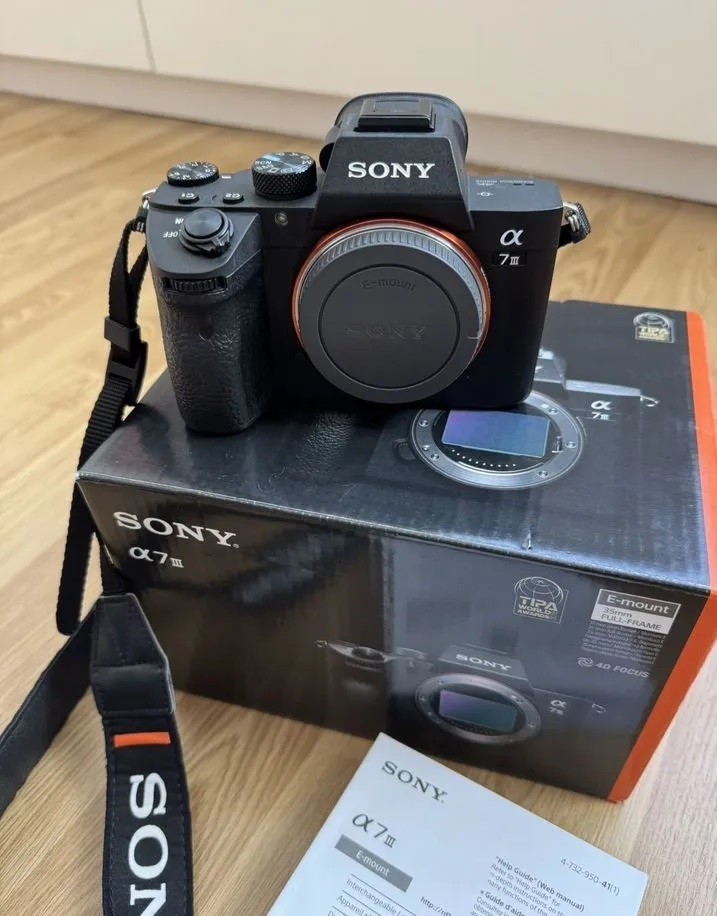 Sony A7 III